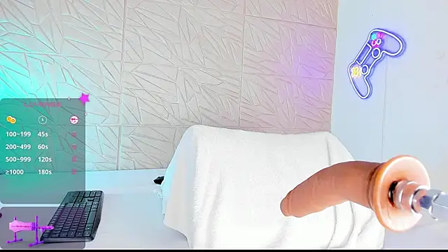 antonella jae online show from March 2025 01:24:01 PM