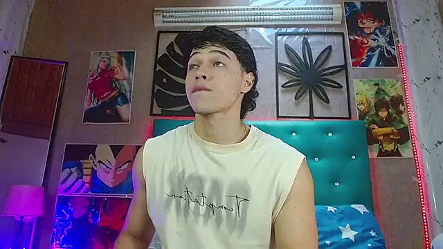 LiamAndrewzz online show from November 2025 05:14:02 PM