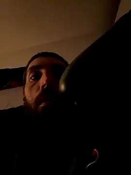 Snapshot of QueenM3 chatting on October 2025 07:06:01 AM QueenM3 online show from October 2025 07:06:01 AM