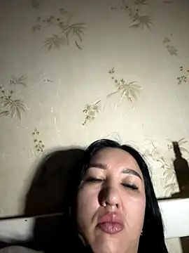 Snapshot of Naughtbaby_2025 chatting on November 2025 12:13:02 AM Naughtbaby 2025 online show from November 2025 12:13:02 AM