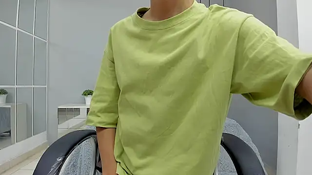 Snapshot of Johann_sex chatting on September 2025 04:42:02 PM Johann sex online show from September 2025 04:42:02 PM