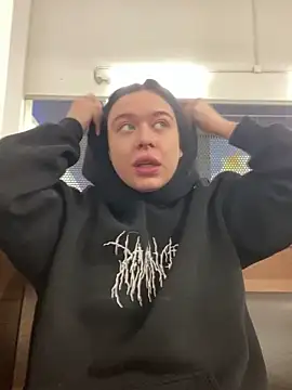 AlishaPrettyBlade online show from February 2025 06:20:02 AM