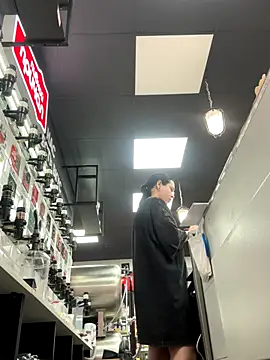 AlishaPrettyBlade online show from October 2025 12:05:01 PM