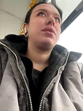 Snapshot of AlishaPrettyBlade chatting on December 2025 05:48:02 AM AlishaPrettyBlade online show from December 2025 05:48:02 AM