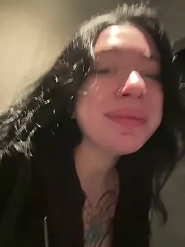 AlishaPrettyBlade online show from April 2026 05:32:02 AM