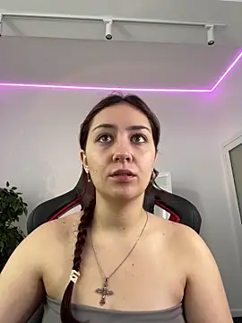 Snapshot of AshleySkott_ chatting on September 2025 08:25:01 AM AshleySkott online show from September 2025 08:25:01 AM