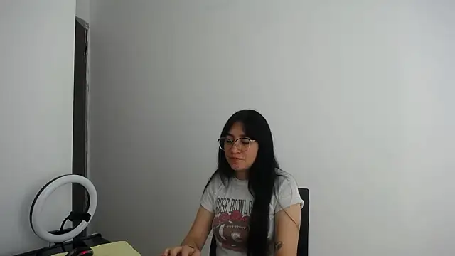 Arielle lov online show from February 2026 11:37:01 AM