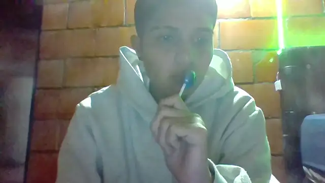 Snapshot of cora-gunn chatting on March 2025 04:09:01 AM cora-gunn online show from March 2025 04:09:01 AM