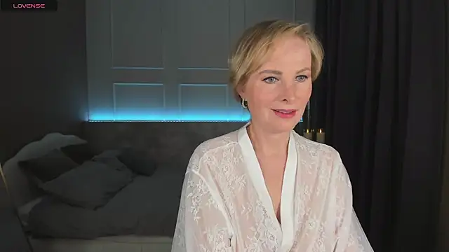 Sandra Kind online show from February 2025 12:29:02 PM