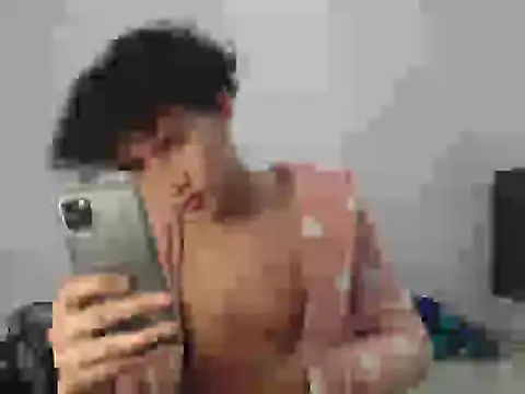 Snapshot of Boy_coll chatting on April 2026 09:13:01 AM Boy coll online show from April 2026 09:13:01 AM