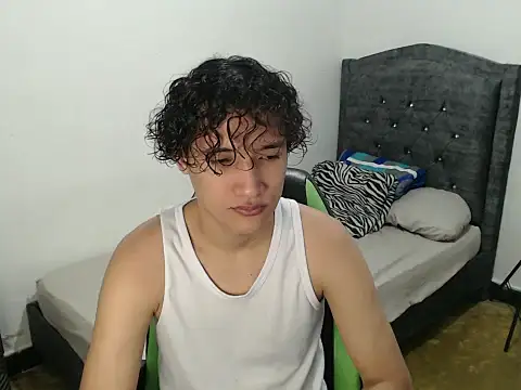 Boy coll online show from May 2026 06:41:01 AM