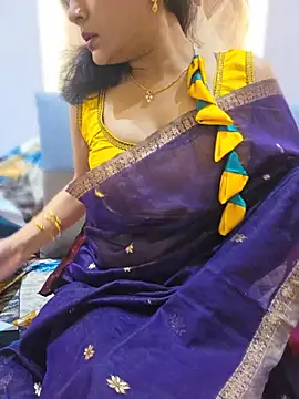 Snapshot of RealcoupleP chatting on March 2026 06:03:01 PM RealcoupleP online show from March 2026 06:03:01 PM