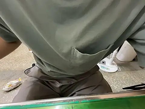 Snapshot of hanjason chatting on April 2026 07:03:02 AM hanjason online show from April 2026 07:03:02 AM