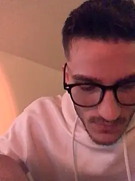 Snapshot of yoyoboy988 chatting on March 2025 07:47:02 PM yoyoboy988 online show from March 2025 07:47:02 PM