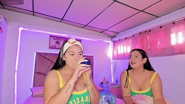 Snapshot of Cristal_Smith20 chatting on December 2025 12:53:02 PM Cristal Smith20 online show from December 2025 12:53:02 PM