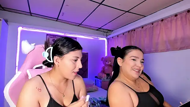 Snapshot of Cristal_Smith20 chatting on March 2026 12:20:01 PM Cristal Smith20 online show from March 2026 12:20:01 PM