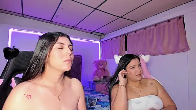 Snapshot of Cristal_Smith20 chatting on April 2026 11:02:02 AM Cristal Smith20 online show from April 2026 11:02:02 AM