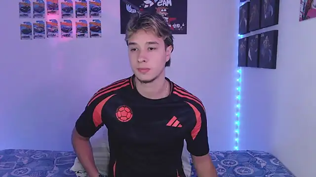 Snapshot of jack_walker190 chatting on November 2025 07:18:01 AM jack walker190 online show from November 2025 07:18:01 AM