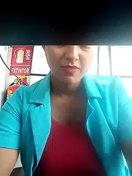 Dulcechocolate7 online show from March 2025 07:05:02 PM