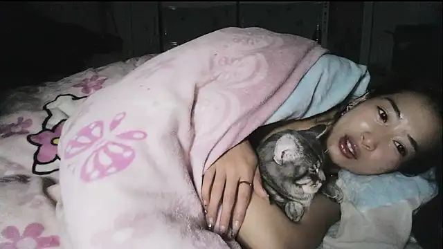 hebe-02 online show from January 2026 06:43:02 PM