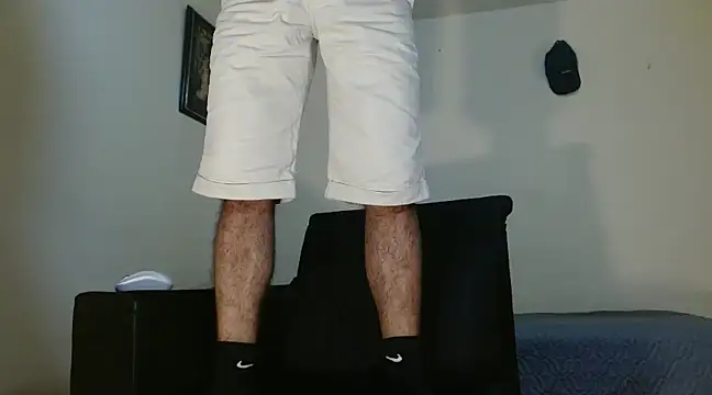 Snapshot of AngelHil chatting on March 2025 07:07:02 AM AngelHil online show from March 2025 07:07:02 AM