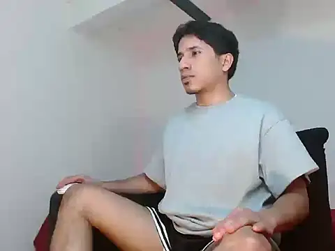 AngelHil online show from November 2025 01:55:02 AM