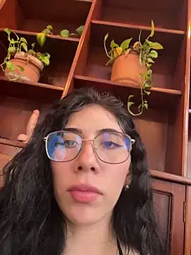 Alice surprise online show from March 2025 08:35:02 PM