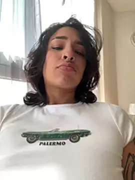 Snapshot of Alice_surprise chatting on June 2026 08:07:01 AM Alice surprise online show from June 2026 08:07:01 AM
