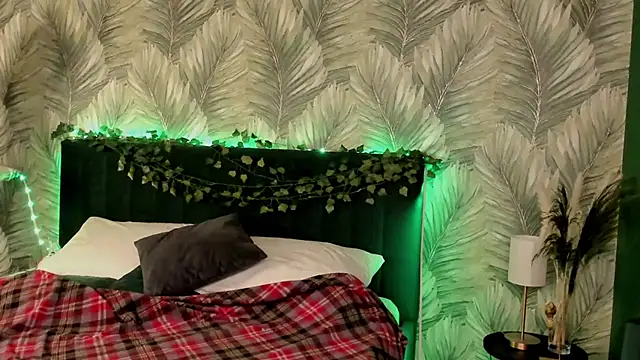 Snapshot of boozekirs_ chatting on November 2025 03:07:01 AM boozekirs online show from November 2025 03:07:01 AM