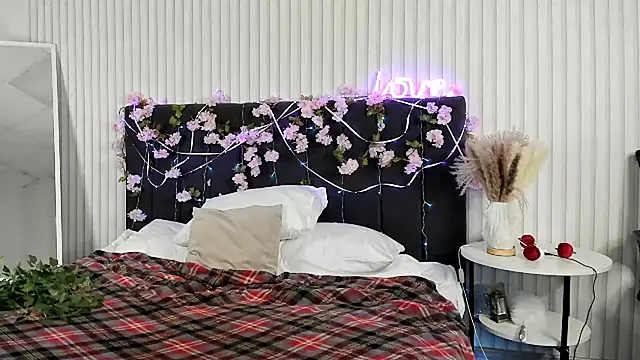 Snapshot of boozekirs_ chatting on November 2025 03:07:01 AM boozekirs online show from November 2025 03:07:01 AM