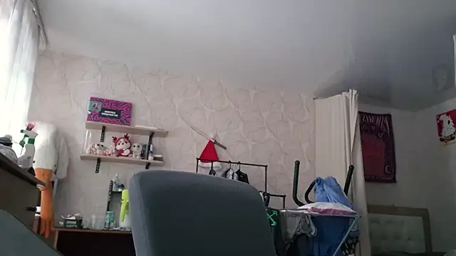 Snapshot of boozekirs_ chatting on February 2026 04:05:02 AM boozekirs online show from February 2026 04:05:02 AM