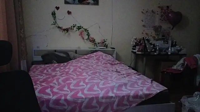 Snapshot of boozekirs_ chatting on March 2026 03:01:01 AM boozekirs online show from March 2026 03:01:01 AM