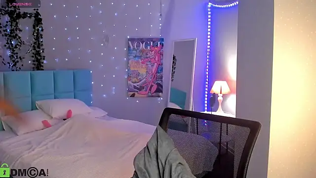 Snapshot of boozekirs_ chatting on April 2026 02:56:01 AM boozekirs online show from April 2026 02:56:01 AM