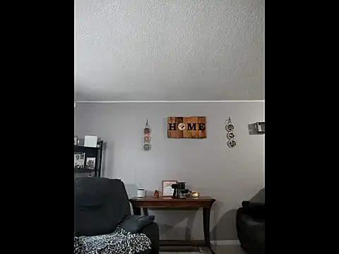 HTXBELLE online show from November 2025 10:23:01 PM