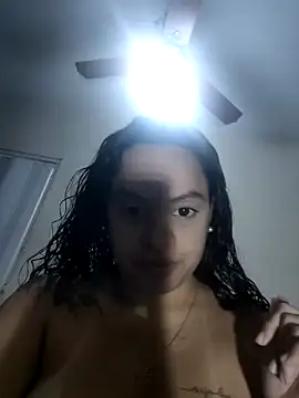 Snapshot of amandinhamorena chatting on September 2025 01:39:02 AM amandinhamorena online show from September 2025 01:39:02 AM