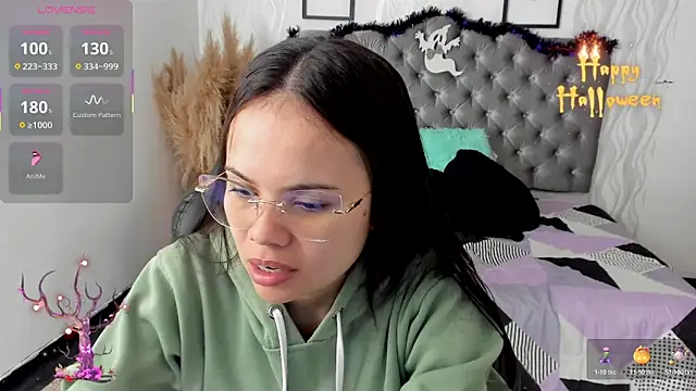 Kath latorre online show from October 2025 01:07:02 PM