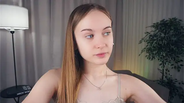 QuennaCoote online show from March 2025 05:54:01 AM