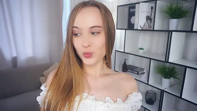 QuennaCoote online show from September 2025 06:48:02 AM