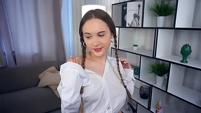 QuennaCoote online show from October 2025 08:02:02 AM