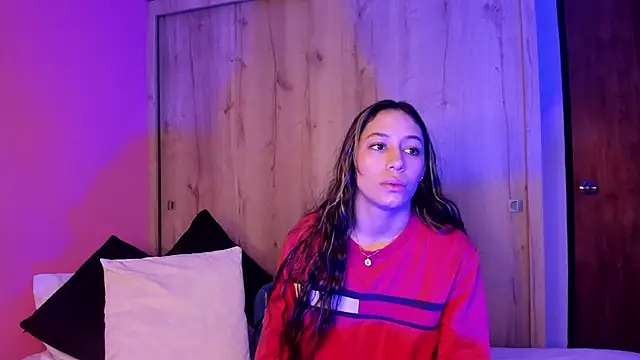 TANIA 06 online show from April 2026 01:10:02 PM