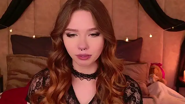 Snapshot of Sierra_Fane chatting on March 2025 11:45:01 PM Sierra Fane online show from March 2025 11:45:01 PM