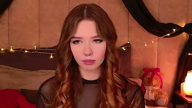 Snapshot of Sierra_Fane chatting on March 2025 11:42:01 PM Sierra Fane online show from March 2025 11:42:01 PM