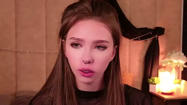 Snapshot of Sierra_Fane chatting on September 2025 08:53:01 PM Sierra Fane online show from September 2025 08:53:01 PM