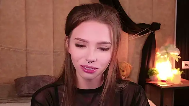 Snapshot of Sierra_Fane chatting on September 2025 05:52:02 AM Sierra Fane online show from September 2025 05:52:02 AM