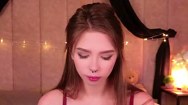 Snapshot of Sierra_Fane chatting on September 2025 05:53:02 AM Sierra Fane online show from September 2025 05:53:02 AM