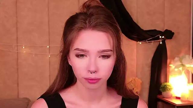 Snapshot of Sierra_Fane chatting on September 2025 05:44:02 AM Sierra Fane online show from September 2025 05:44:02 AM