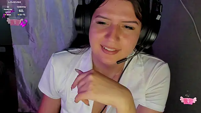 Snapshot of brii69 chatting on March 2025 01:31:02 AM brii69 online show from March 2025 01:31:02 AM