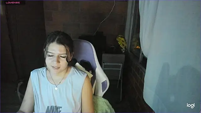 Snapshot of brii69 chatting on September 2025 11:48:02 PM brii69 online show from September 2025 11:48:02 PM