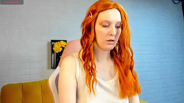 KristinMoore online show from March 2025 09:26:01 AM