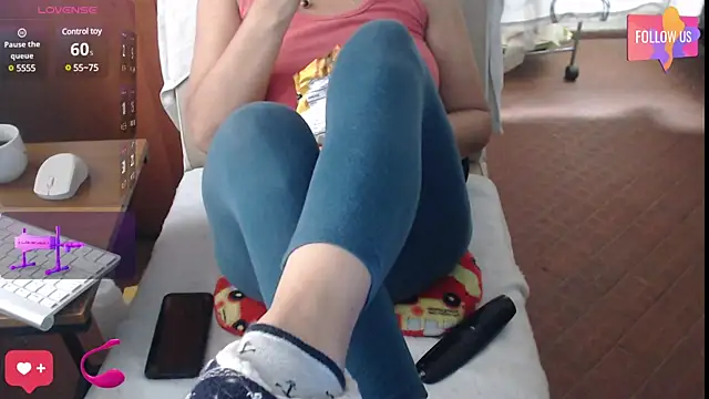 Sexyqueen mature  online show from February 2025 08:42:02 PM